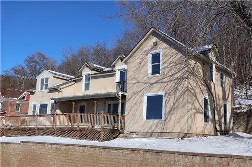 W3470 State Road 35, MAIDEN ROCK, WI, 54750-8629 | Card Image