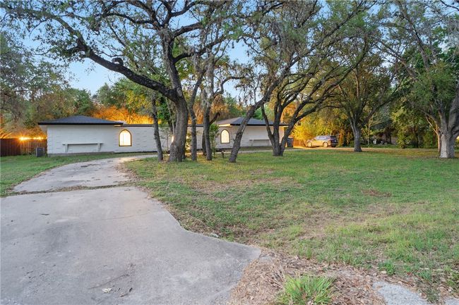 163 Windsor Dr, House other with 4 bedrooms, 2 bathrooms and 4 parking in Beeville TX | Image 27