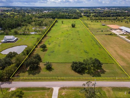 2126 County Road 367, Alvin, TX, 77511-1655 | Card Image