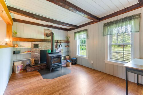 496 Litchfield Road, Farmingdale, ME, 04344 | Card Image