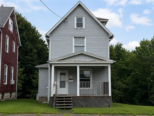 775 Prindle St, Sharon, PA, 16146-2766 | Card Image