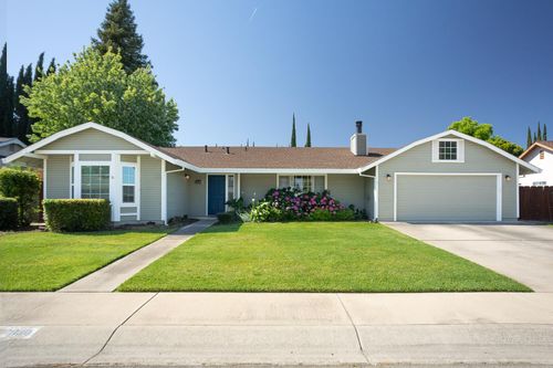 2830 Coy Dr, Yuba City, CA, 95993-8851 | Card Image
