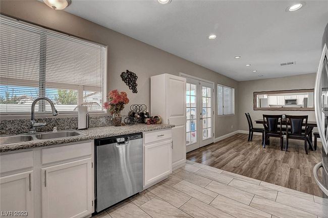 9324 Chilly Pond Ave, House other with 5 bedrooms, 3 bathrooms and null parking in Las Vegas NV | Image 19