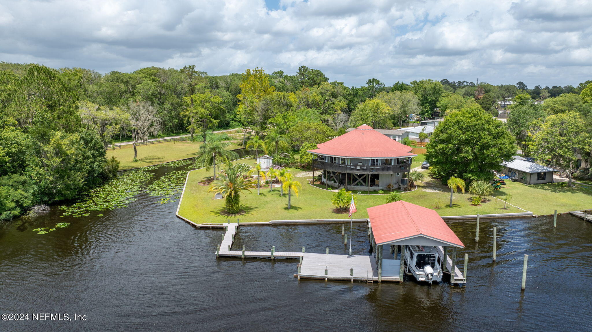 Elsie Dr, East Palatka, FL 32131