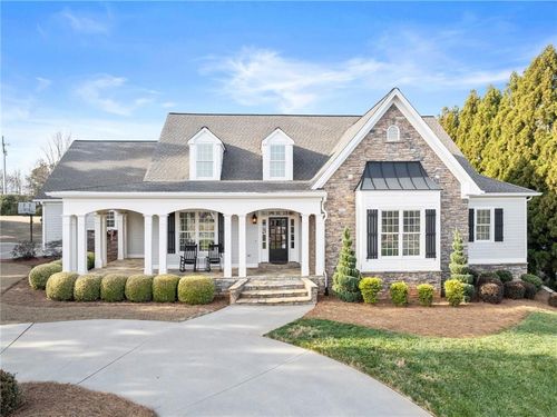 4529 Montclair Cir, Gainesville, GA, 30506-5134 | Card Image