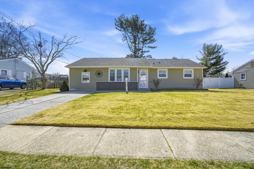 17 Princeton Rd, Somers Point, NJ, 08244-1418 | Card Image