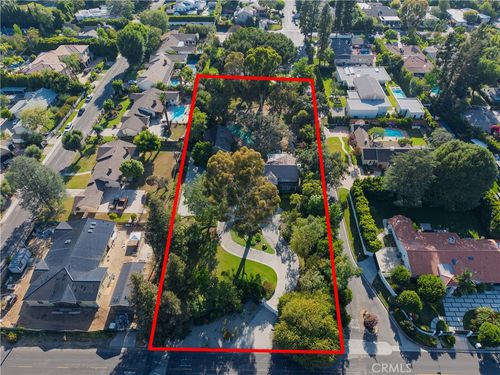 5255 Amestoy Ave, Encino, CA, 91316-2610 | Card Image