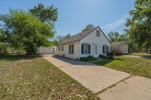2907 May St, Portage, IN, 46368-3907 | Card Image