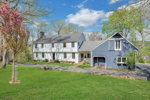 94 Brook Dr, Watchung, NJ, 07069-6401 | Card Image