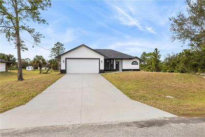 1515 E 9th Street, House other with 4 bedrooms, 2 bathrooms and null parking in Lehigh Acres FL | Image 3