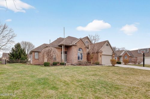 4372 Morning Dove Dr, Oregon, OH, 43616-3570 | Card Image