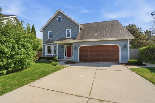 1133 Tewes Ln, Beach Park, IL, 60099-4513 | Card Image