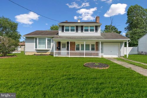 15 Nassau Ave, WEST DEPTFORD, NJ, 08096-3925 | Card Image