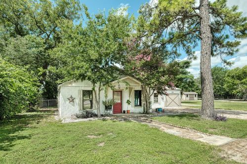 1032 County Road 340, Burnet, TX, 78611-4906 | Card Image