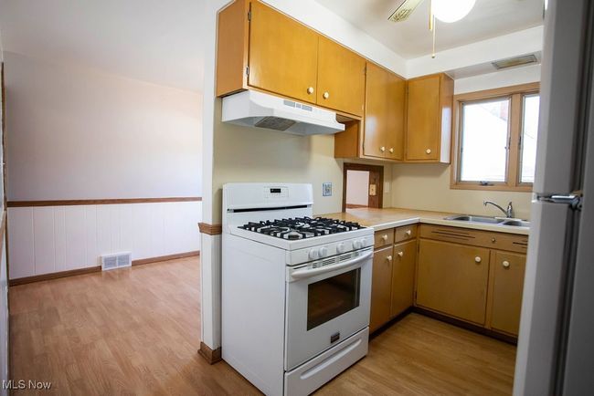 110 Grimm Heights Ave, House other with 4 bedrooms, 2 bathrooms and null parking in Struthers OH | Image 7