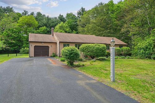 68 Cranberry Dr, Halifax, MA, 02338-1373 | Card Image
