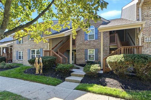 412 Waterfront Pl, Washingtn Twp, OH, 45458-3870 | Card Image