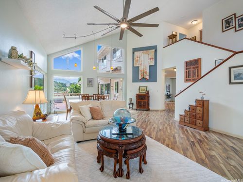 1586 Paukiki St, Kailua, HI, 96734-4175 | Card Image