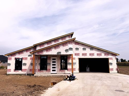 819 N Allen St, CENTRALIA, MO, 65240-2204 | Card Image