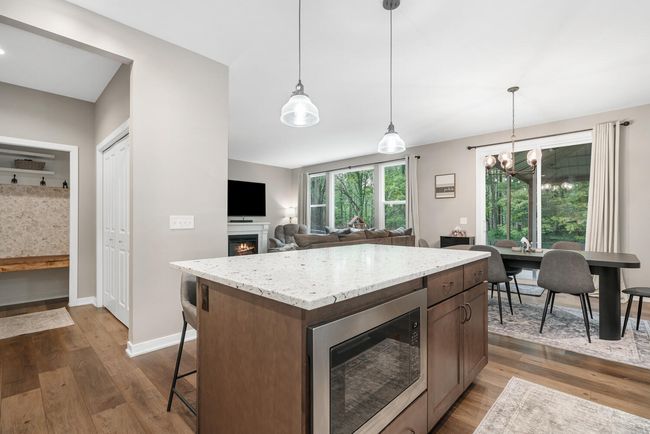 Spacious Kitchen / Pantry | Image 16