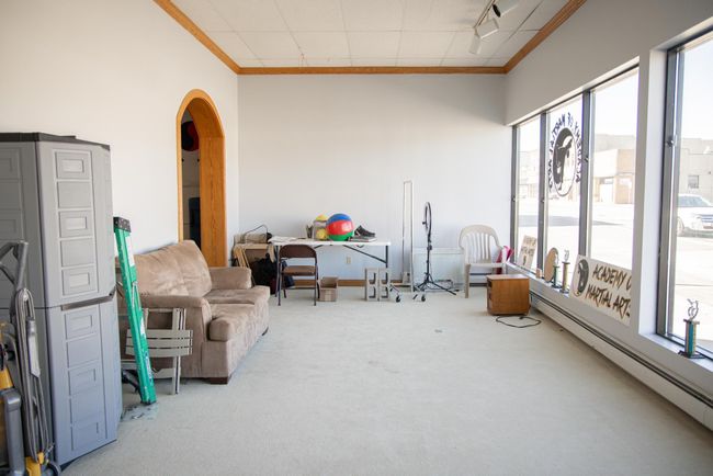 front area by front window | Image 35