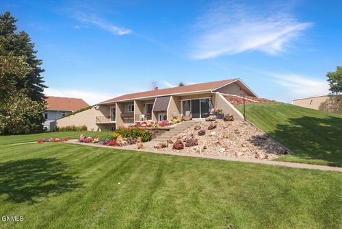 210 E Oak Ave, New Salem, ND, 58563-4056 | Card Image