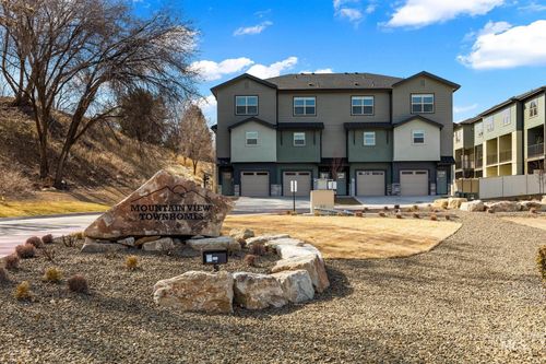 7427 W Swain Ln, Garden City, ID, 83714-4025 | Card Image