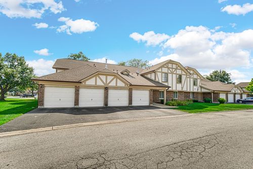93-9151 Sutton Ct, Orland Park, IL, 60462-6514 | Card Image