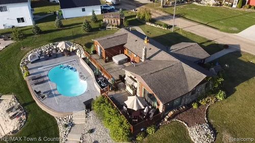 4148 Lakeside Dr, Beaverton, MI, 48612-8834 | Card Image