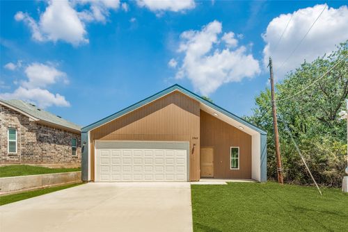 1563 Milam St, Fort Worth, TX, 76112-3301 | Card Image
