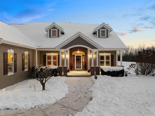 631 Cedar Avenue, Cedar Grove, WI, 53013 | Card Image