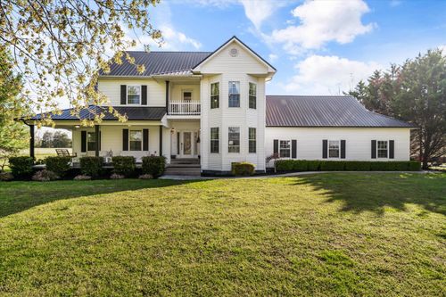 2940 Beecarter Rd, DANDRIDGE, TN, 37725-5521 | Card Image