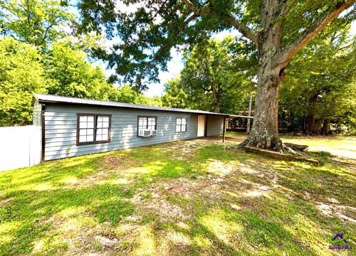 11 Marion Marion Dr, Fort Valley, GA, 31030-7532 | Card Image
