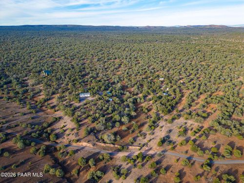 39500 Kimlee Rd, Ash Fork, AZ, 86320 | Card Image