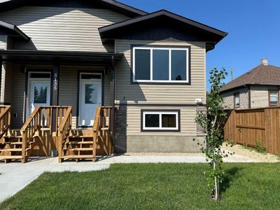 3 - 5135 53 St, Townhouse with 2 bedrooms, 1 bathrooms and 2 parking in Lacombe AB | Image 3