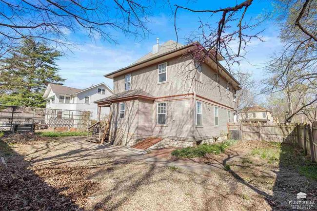 220 S 8 Th St, House other with 4 bedrooms, 3 bathrooms and null parking in Manhattan KS | Image 29