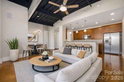 apt-407-2338 Yadkin Ave, Charlotte, NC, 28205-1890 | Card Image