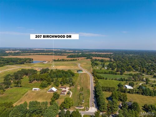207 Birchwood Dr, Edwardsville, IL, 62025 | Card Image