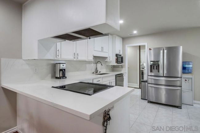Kitchen | Image 7
