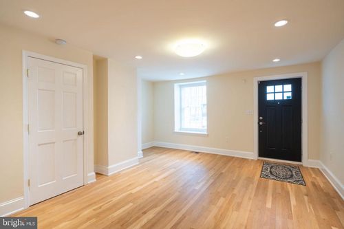 110 Roxborough Ave, PHILADELPHIA, PA, 19127-1509 | Card Image