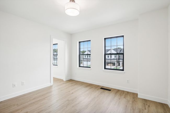 304 Willow St, Condo with 3 bedrooms, 3 bathrooms and null parking in PARDEEVILLE WI | Image 33