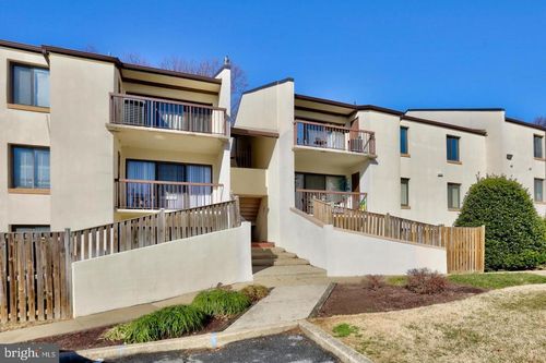 103-7b-10118 Campus Way S, UPPER MARLBORO, MD, 20774-2136 | Card Image