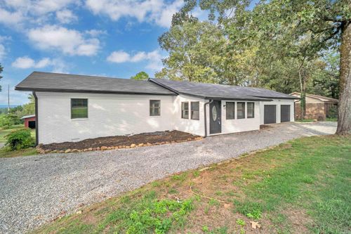 65 Pinter Ln, Morrilton, AR, 72110-9116 | Card Image