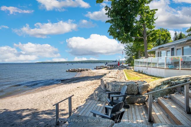 1443 Champlain Rd, House other with 5 bedrooms, 3 bathrooms and 6 parking in Tiny ON | Image 8