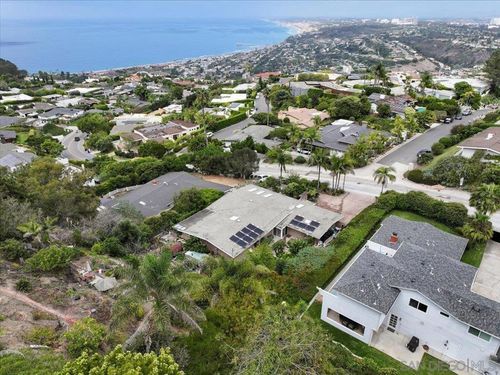 7202 Via Capri, La Jolla, CA, 92037-3919 | Card Image