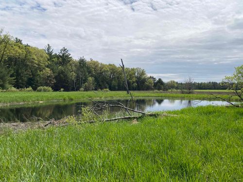 W8949 Hwy 21 Road, DAKOTA, WI, 54982-7405 | Card Image