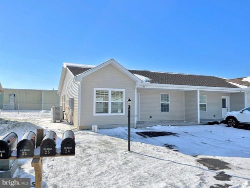 26 Pacific Ave, MILROY, PA, 17063-8810 | Card Image