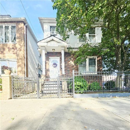 2177 W 7th St, Brooklyn, NY, 11223-3716 | Card Image