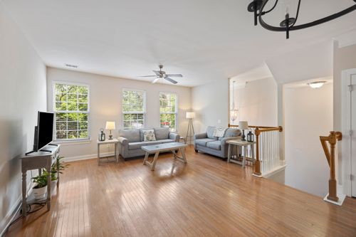 9019 Parlor Dr, Ladson, SC, 29456-5528 | Card Image