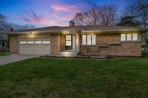 1645 Lotus Ave Se, Grand Rapids, MI, 49506-4403 | Card Image